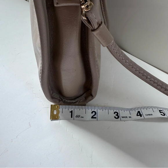 Vibrate Phillippe Cream Summer Rectangular  Shoulder Bag - Picture 7 of 13